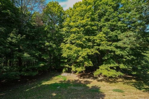 79 Mountain View Rd, Tompkins Corners NY  10579-2019 exterior