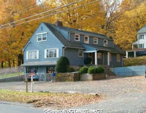 9 Camp St, Middletown, CT 06457-2452