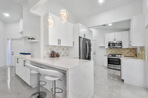 4400 Sherwood Forest Dr, Delray Beach FL  33445-3882 exterior