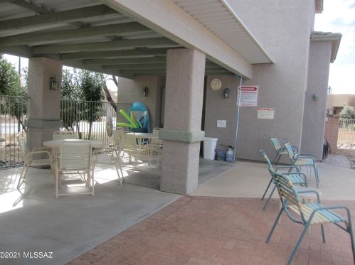 491 Pecan Valley Dr, Green Valley AZ exterior