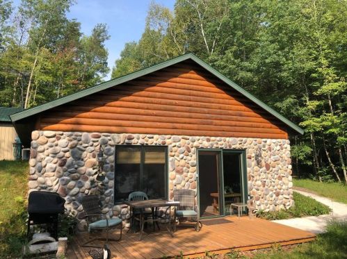 3251 Washburn Ln, Shell Lake, WI 54871-9023