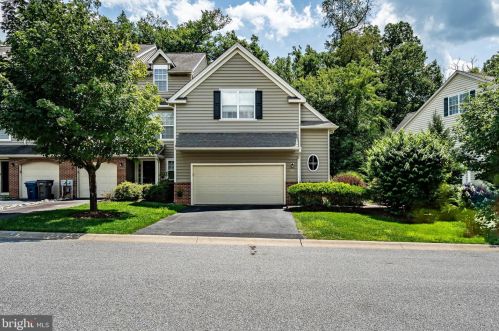 282 Deepdale Dr, Kennett Sq, PA 19348-1880