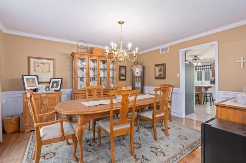 5924 Elderberry Dr, Orefield PA  18069-8811 exterior