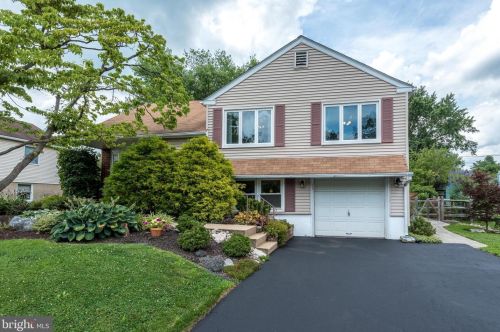 3125 Shirlene Rd, Norristown, PA 19403-4145