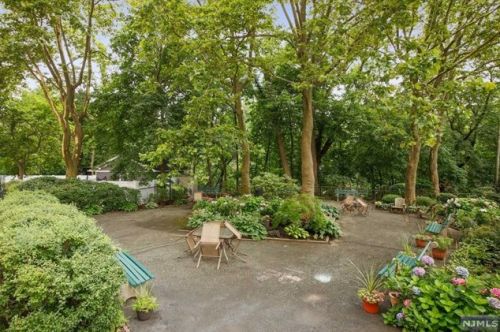 926 Bloomfield Ave, Glen Ridge NJ  07028-1330 exterior