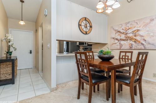 15939 Laurel Oak Cir, Delray Beach, FL 33484-5519