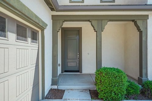 53187 Trailing Rose Dr, Lake Elsinore CA  92532-1660 exterior