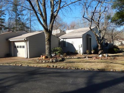 13 Woodland Ct, Crossville TN  38558-4005 exterior