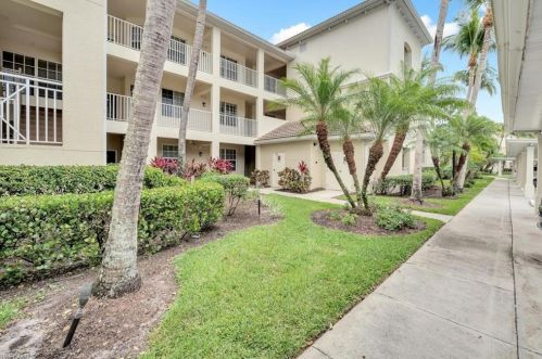 1886 Tarpon Bay Dr, Naples FL  34119-8744 exterior