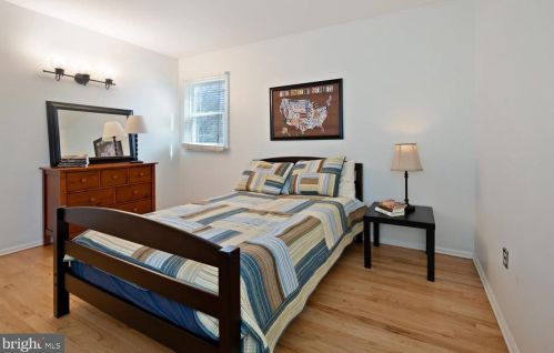 28 Fieldston Rd, Princeton NJ 08540-6429 exterior