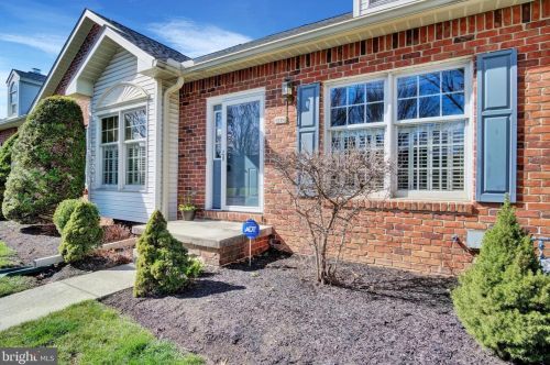 1220 White Birch Ln, Carlisle, PA 17013-3591