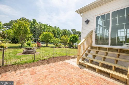 8574 Gray Fox Ln, Owens VA  22485-3572 exterior