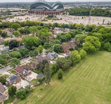 317 50, Milwaukee WI 53208-3632 exterior