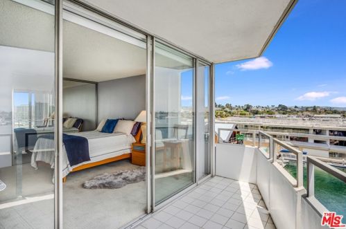 3121 Coast Hwy, Newport Beach, CA 92663-4022