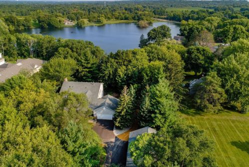 1735 70th St, South Saint Paul, MN 55077-2429