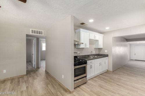 2932 47th Ave, Phoenix AZ  85031-3640 exterior