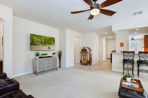 40925 Calle Santa Cruz, Indio CA  92203-7487 exterior