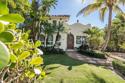 234 Nottingham Blvd, West Palm Beach, FL 33405-2700
