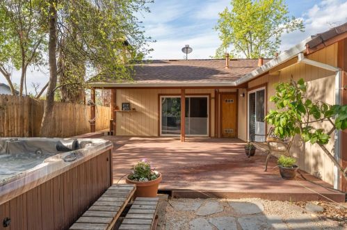 8648 Timber Ct, Citrus Heights CA  95662-4451 exterior