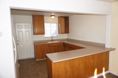 127 Hillside St, Ripon CA  95366-2008 exterior