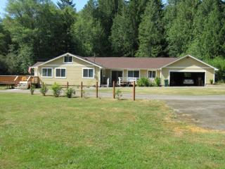 24190 Prt Gamble Rd, Breidablick WA  98370-8863 exterior