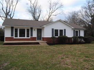 1911 Lincoln St, Tullahoma, TN 37388-2780