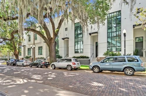 460 Jackson St, Orlando, FL 32801-2814