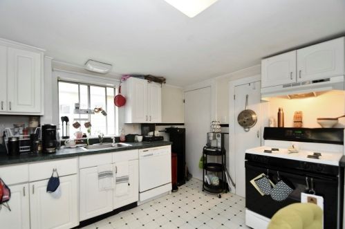 15 Sawin St, Natick MA 01760-2134 exterior