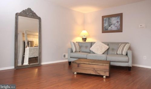 108 Violet Ln, Trenton NJ  08638-2031 exterior