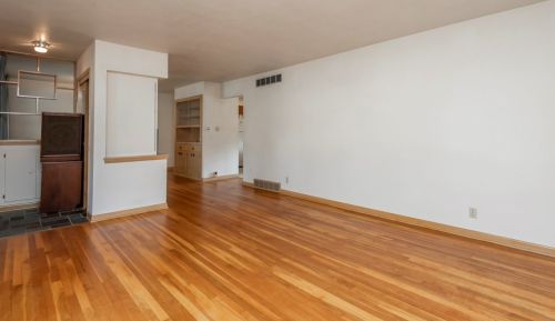 4124 89, Milwaukee WI 53228-2210 exterior