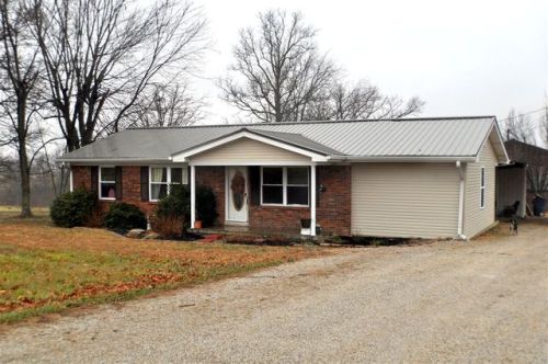 36 Skyline Ln, Locust Hill, KY 40144-5806