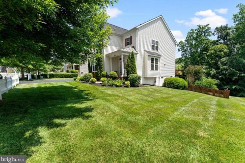 16409 Chattanooga Ln, Woodbridge, VA 22191-4458