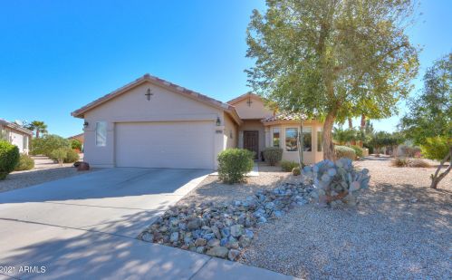 2397 Seville Ct, Casa Grande, AZ 85194-8467