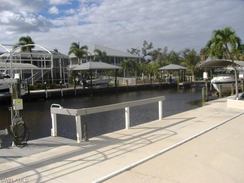 2355 Banana St, Saint James City FL  33956-2072 exterior