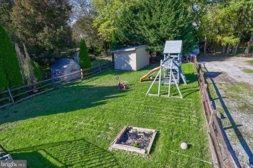 343 High St, Red Lion PA 17356-9255 exterior