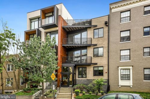 1436 Chapin St, Washington DC  20009-4511 exterior