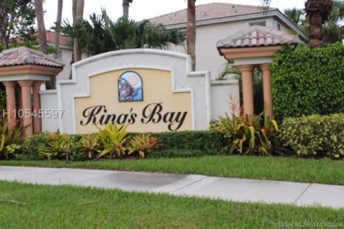 13445 22nd St, Hollywood, FL 33027-2675