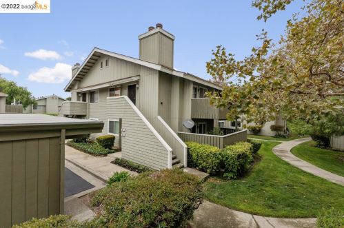 347 Caliente Cir, San Leandro, CA 94578-4100