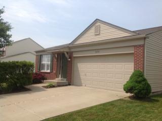 6275 Castle Oak Dr, Florence KY  41042-8128 exterior