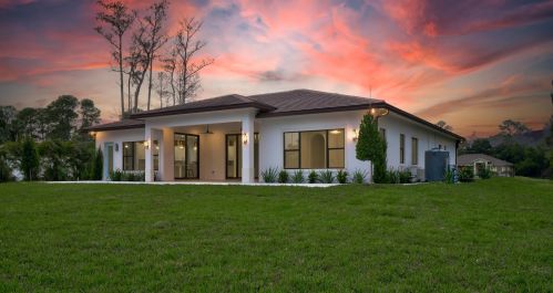 7160 Mellen Ln, Jupiter FL 33478-4640 exterior