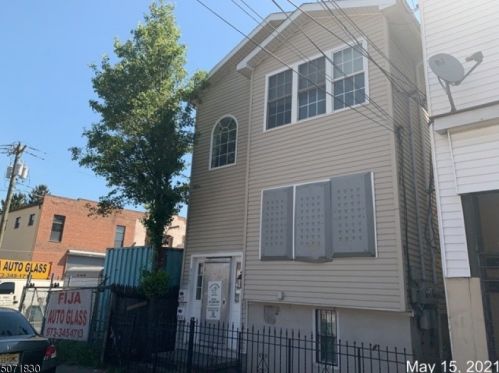 377 Straight St, Paterson, NJ 07501-2941