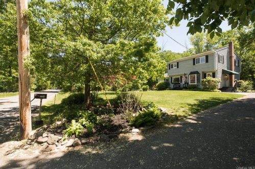 224 Brown Rd, Middletown, NY 10941-3152
