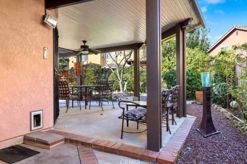 6736 Stonegate Dr, Chino CA  91710-6227 exterior