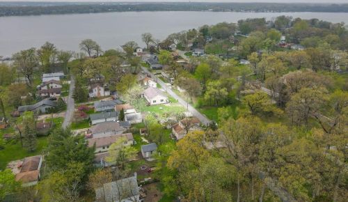 7407 136th Ln, Cedar Lake IN  46303-9192 exterior