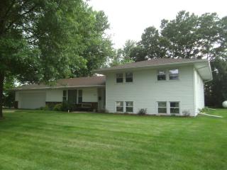 126 Locust St, Bennett, IA 52721-9670