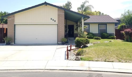 538 Schooner Pl, Manteca, CA 95337-5172