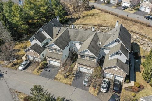 179 Woodlands Dr, Tuxedo Park NY  10987-4803 exterior