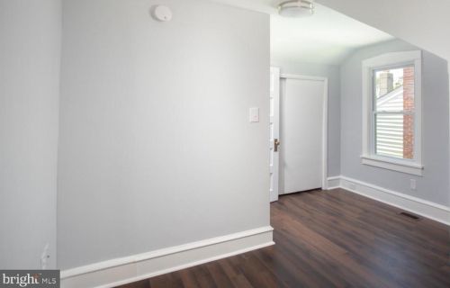 457 Lexington Ave, Camden NJ  08110-2828 exterior