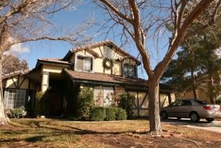 5345 Adobe Dr, Palmdale, CA 93552-3241