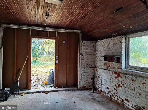 1339 Dekalb St, Norristown PA  19401-3403 exterior